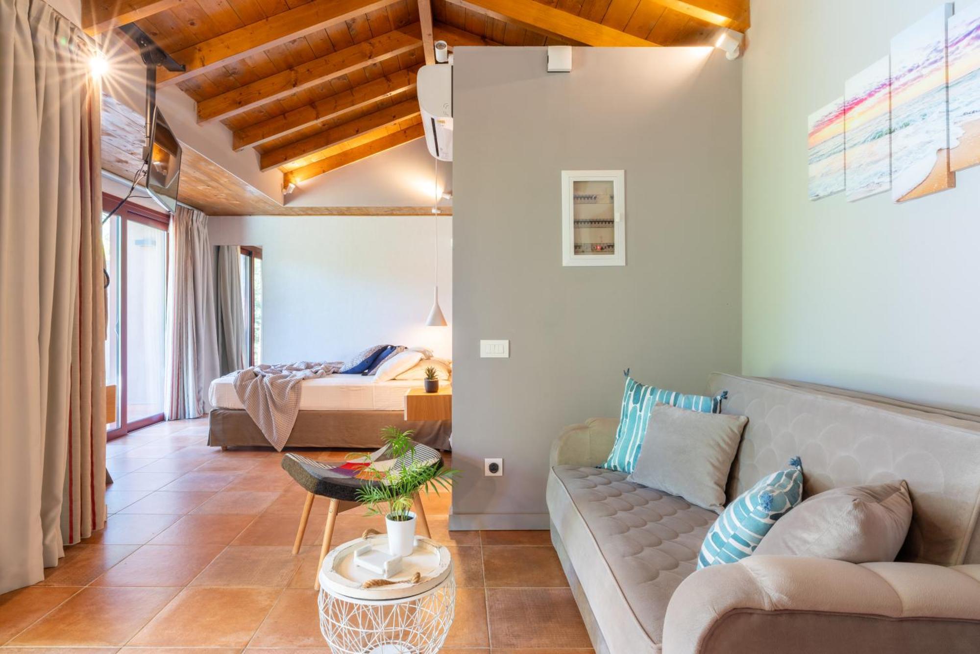 Klaritz Luxury Suites Lassi  Luaran gambar