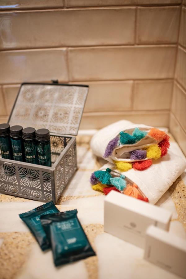 Klaritz Luxury Suites Lassi  Luaran gambar